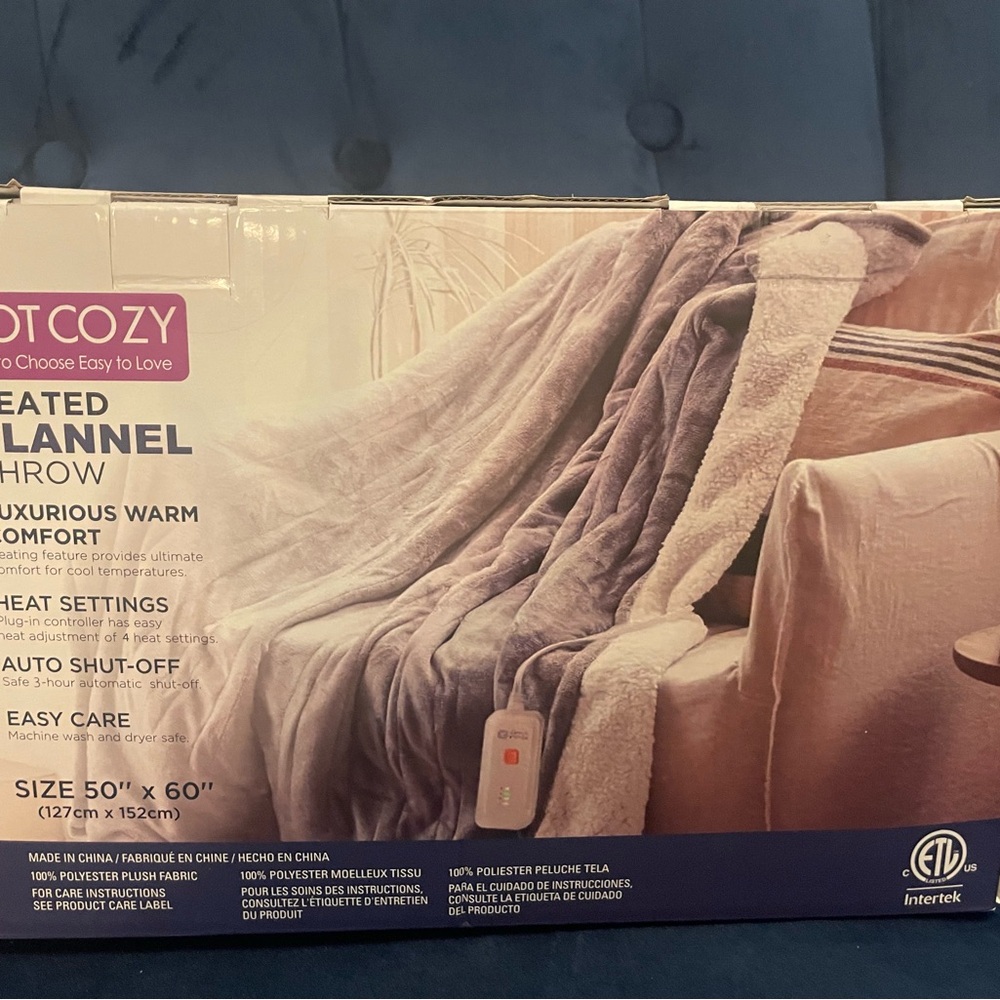 Heated Flannel Throw - Gray and Cream